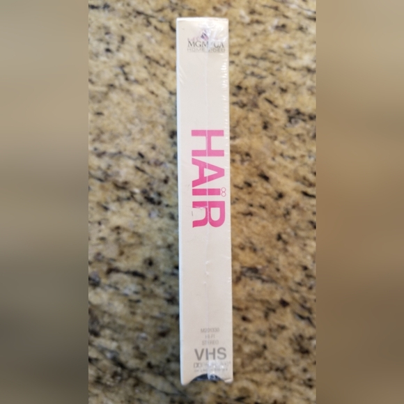HAIR Movie (1979) VHS Video (1988) John Savage - Treat Williams BRAND NEW SEALED - Picture 3 of 3